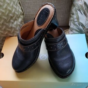 b.o.c. Clogs